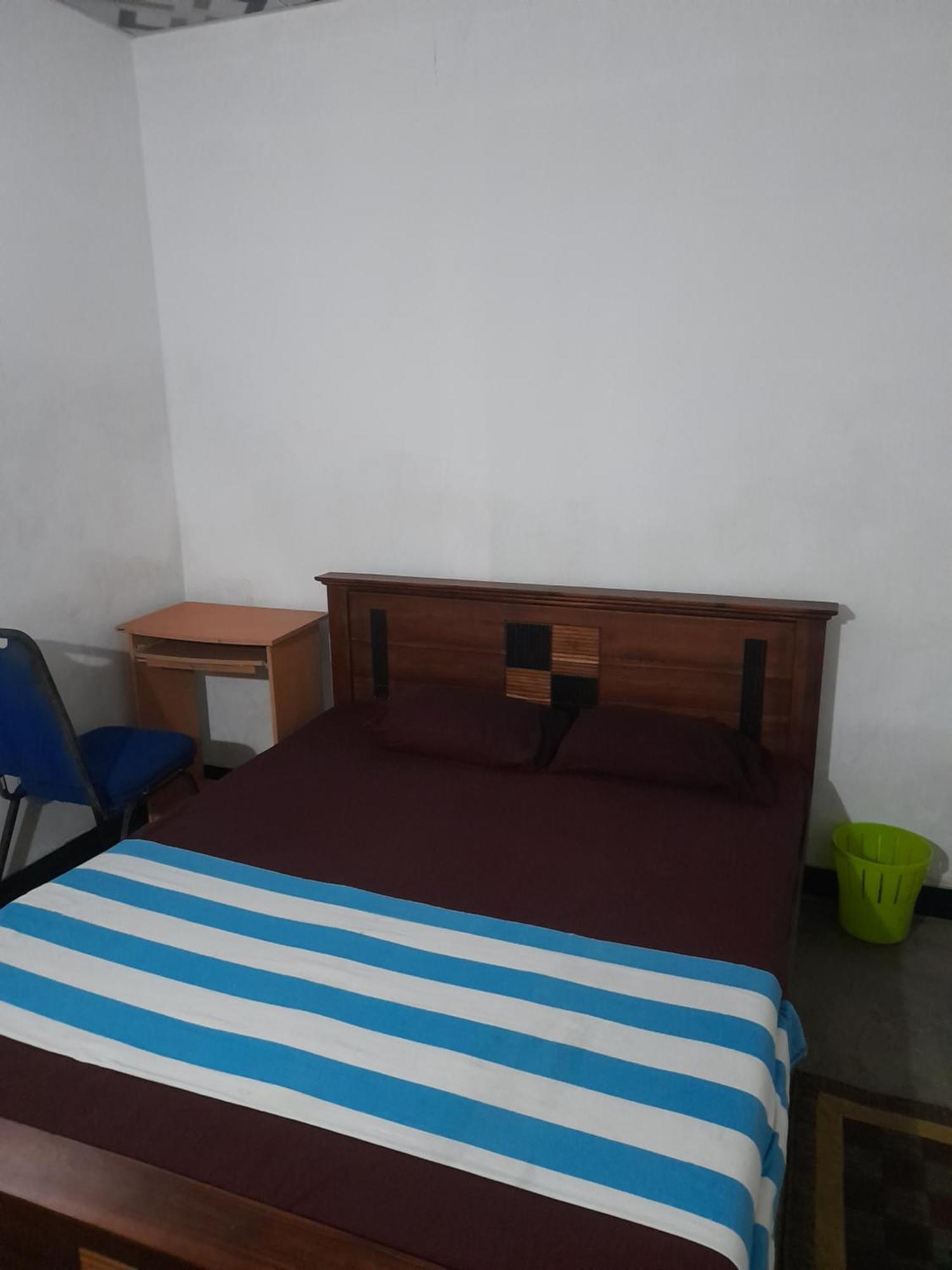 Smart Holiday Inn Галле Экстерьер фото